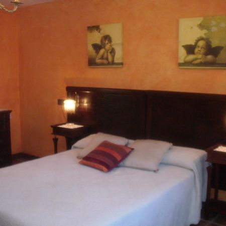 La Corralata Apartment Biescas  Phòng bức ảnh