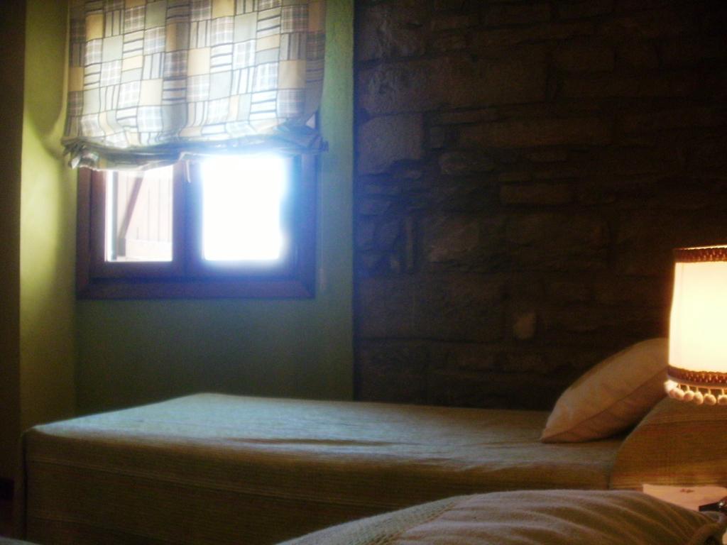 La Corralata Apartment Biescas  Phòng bức ảnh