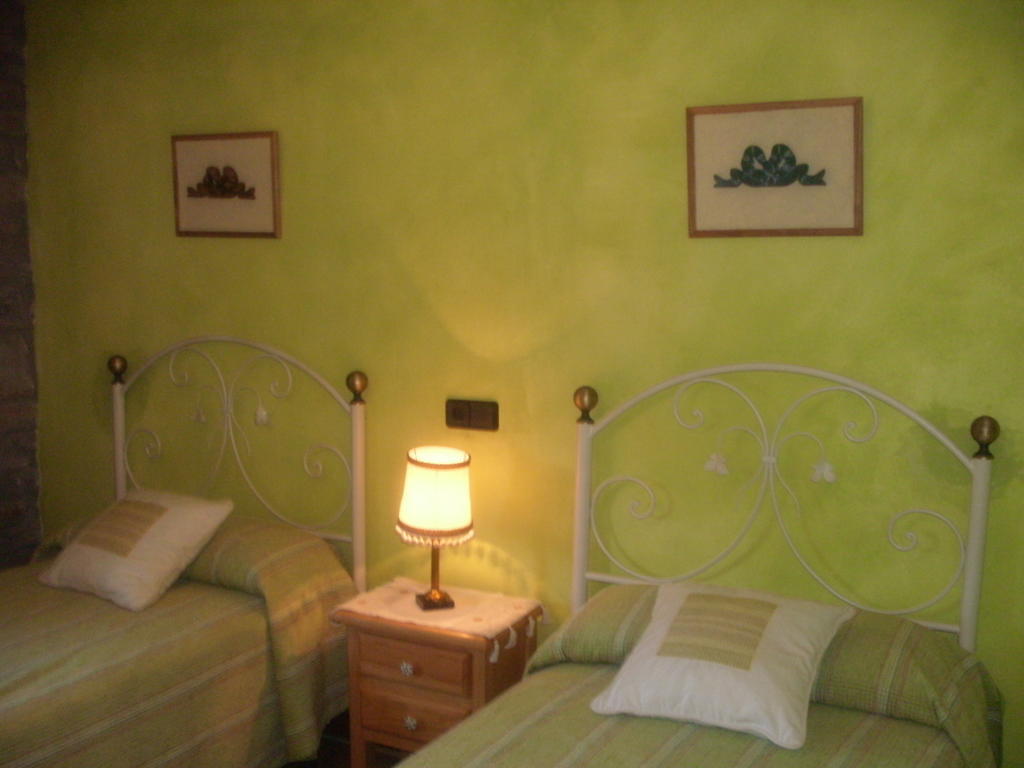 La Corralata Apartment Biescas  Phòng bức ảnh