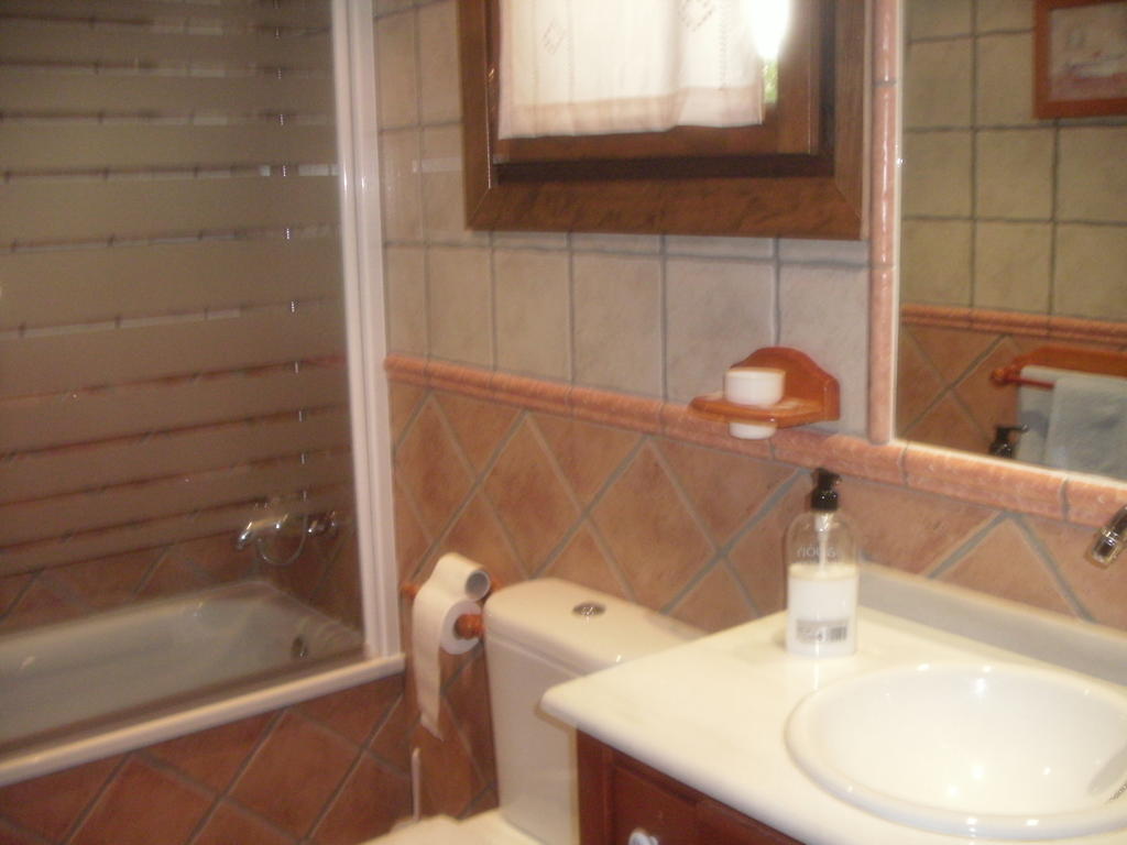 La Corralata Apartment Biescas  Phòng bức ảnh